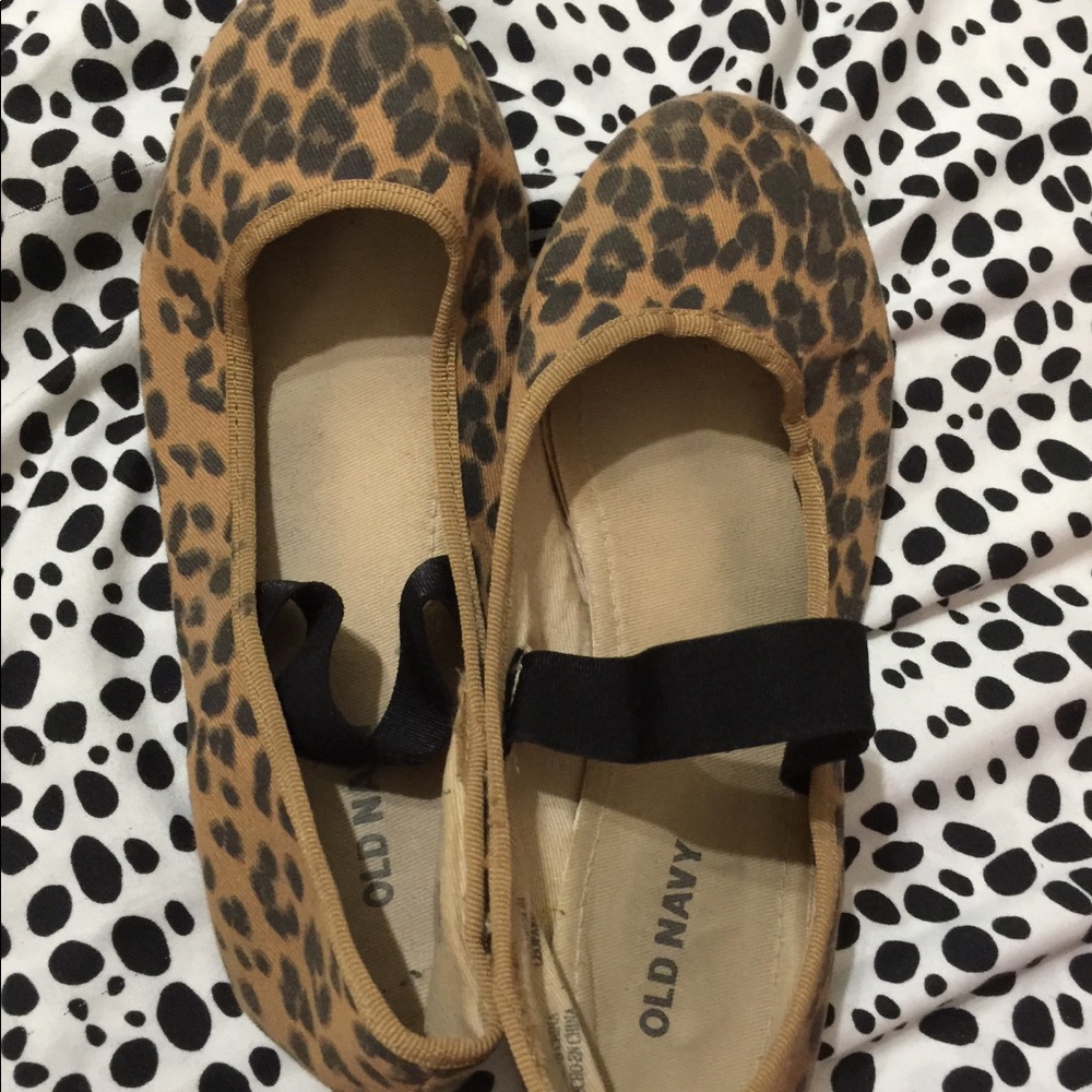 Girls flats